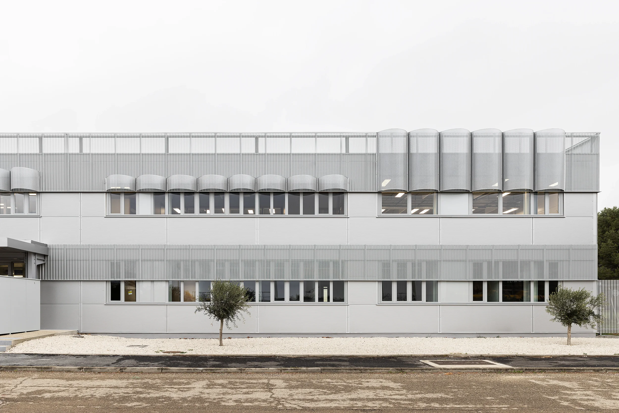 bureaux zone aéroportuaire de Nîmes Pascual architecte