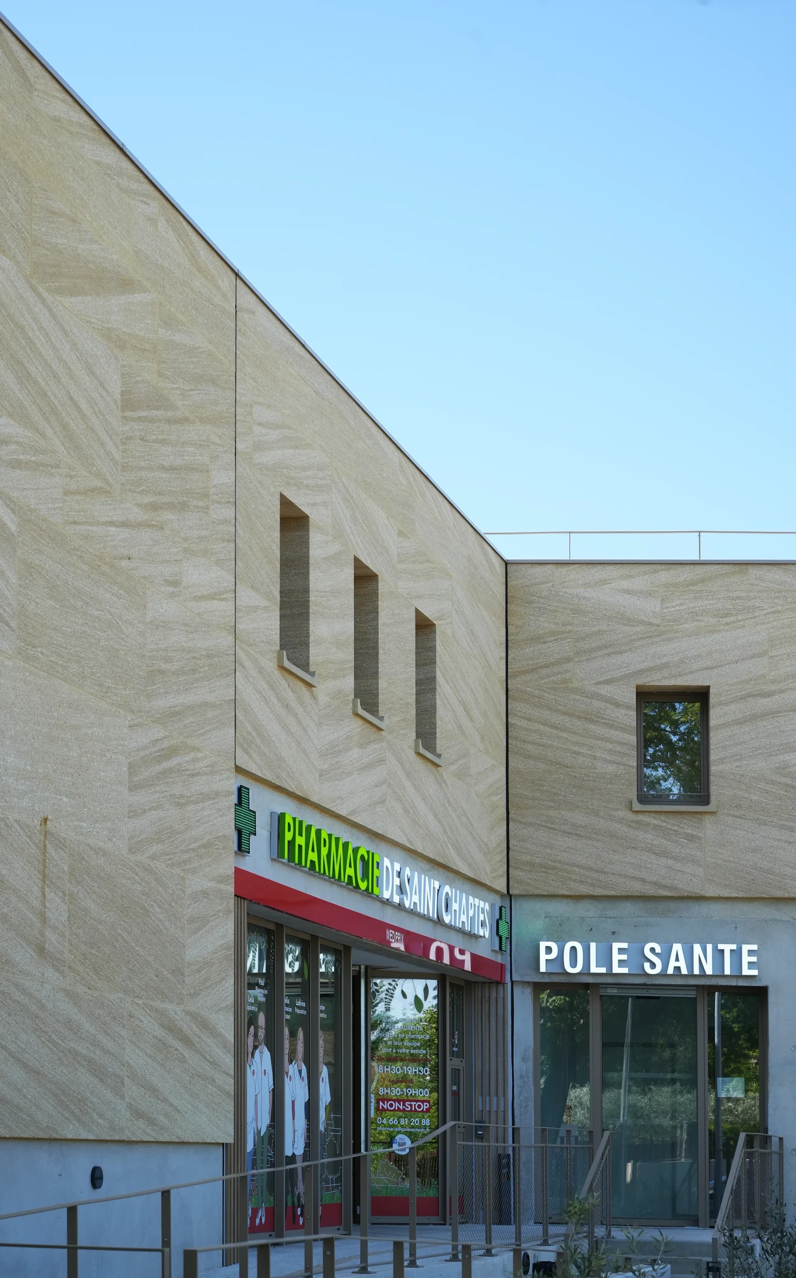 MAISON-SANTE-SAINT-CHAPTES-NIMES-ARCHITECTE